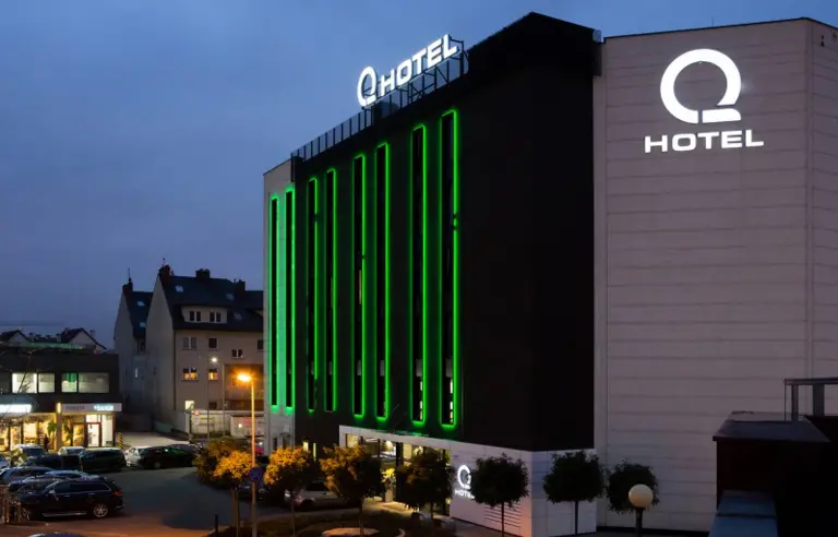 Q Hotel Kraków - photo 1