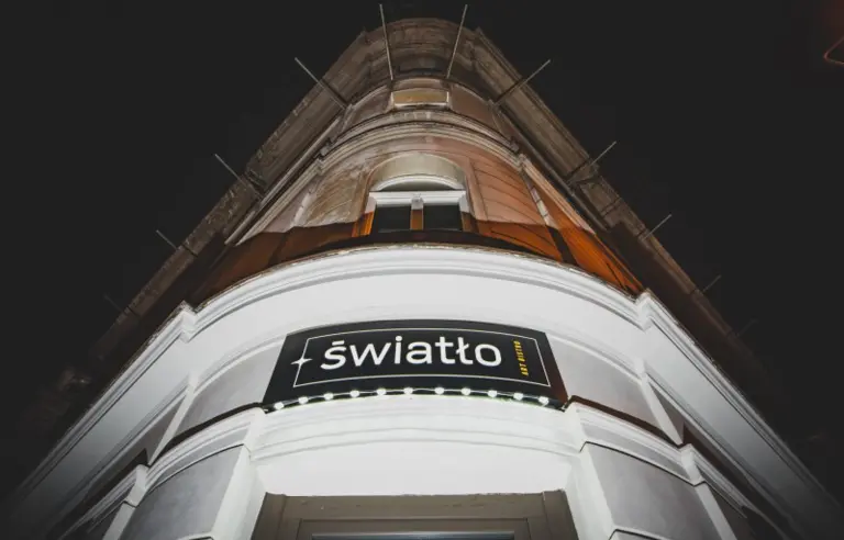 Art Bistro Światło - zdjęcie 1
