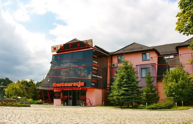 Hotel Tango - zdjęcie 1