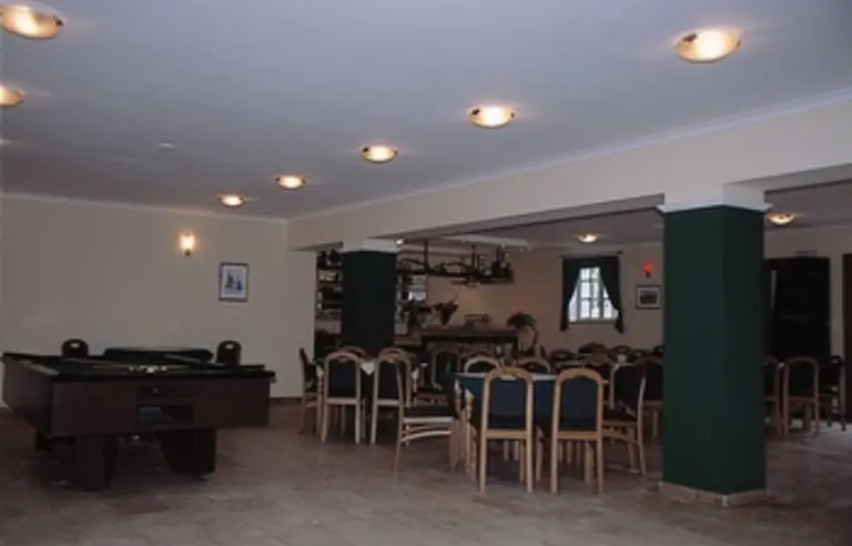 Dwór w Bychowie - photo 1