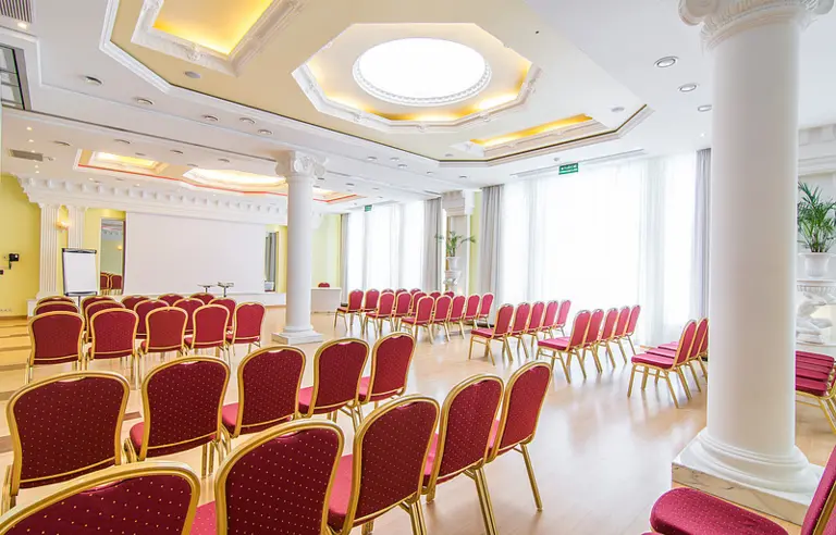 Hotel Windsor nad Zalewem Zegrzyńskim - photo 1