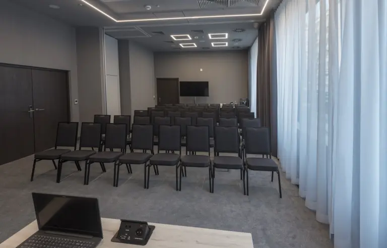 Hampton by Hilton Poznan Old Town - zdjęcie 1