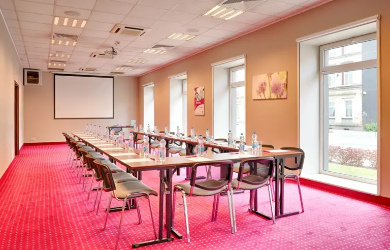 Sala Halemba - ustawienie PODKOWA