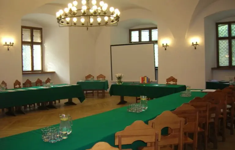 Centrum Konferencyjno-Wypoczynkowe Zamek Tuczno - OBIEKT ZAMKNIĘTY - zdjęcie 1