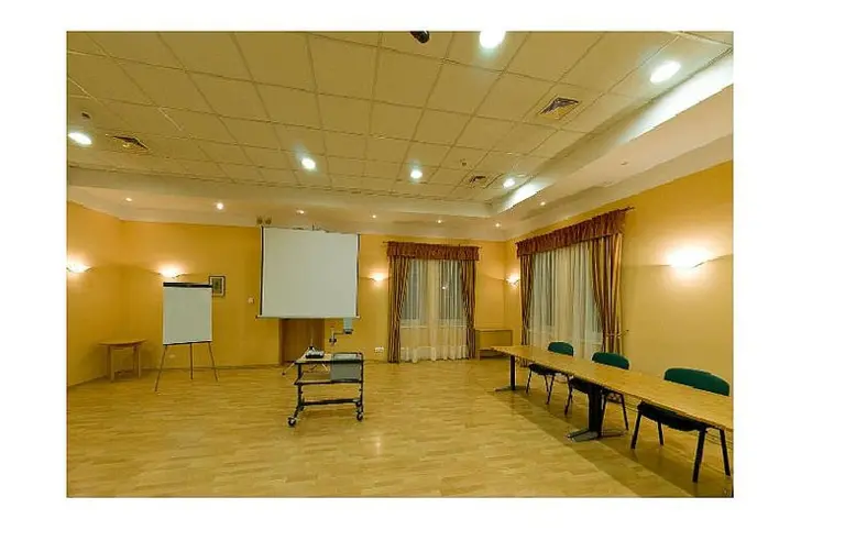 Hotel Sypniewo - zdjęcie 1