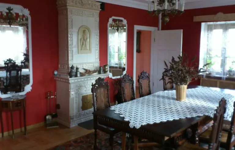 Hotel Dwór Mystkowo - zdjęcie 1