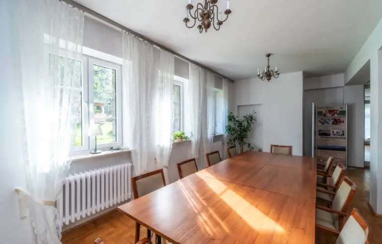 Zespół Pensjonatów Dolina Białego Sala 2 Willa Pan Tadeusz