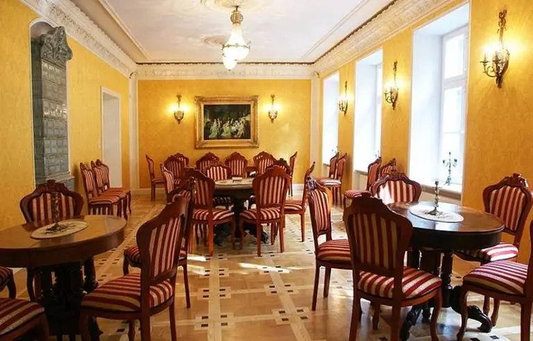 Pałac Lasotów - photo 1