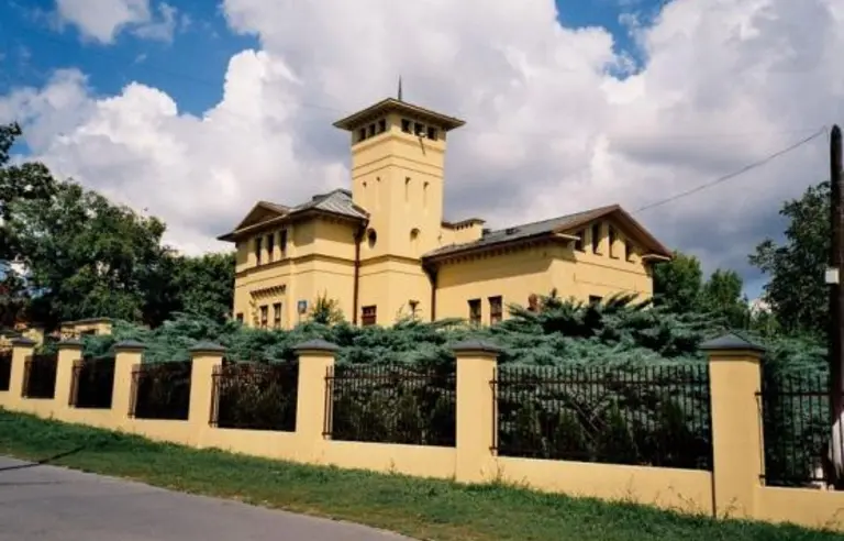 Muzeum Historii Polskiego Ruchu Ludowego - photo 1