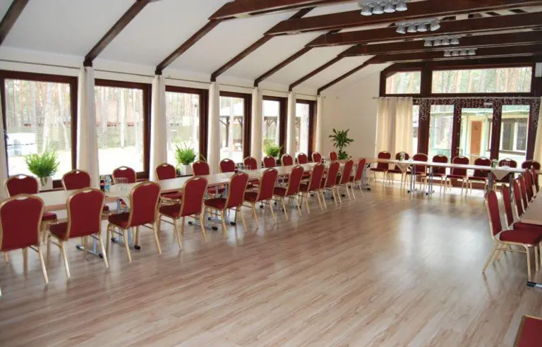 Hotel Restauracja Eljot - photo 1