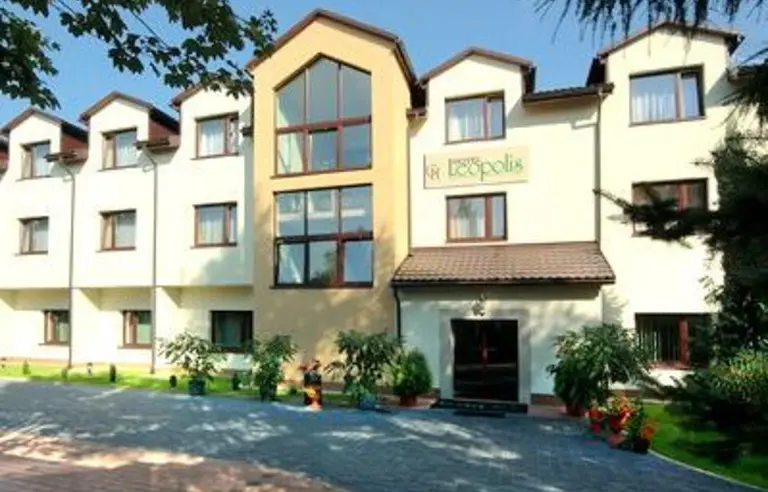 Hotel Leopolis - zdjęcie 1