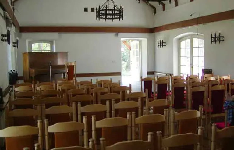 Dom Pracy Twórczej w Radziejowicach - photo 1