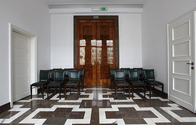 Centrum Bankowo-Finansowe „Nowy Świat” - photo 1