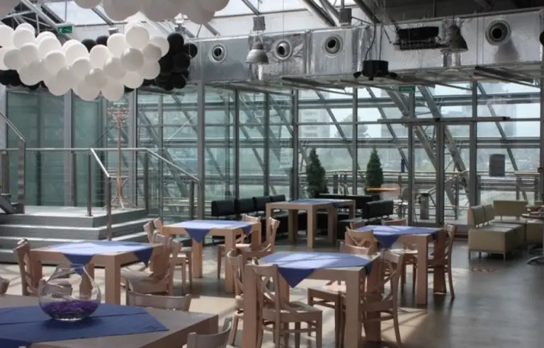 Oko Miasta Klub i Restauracja - zdjęcie 1