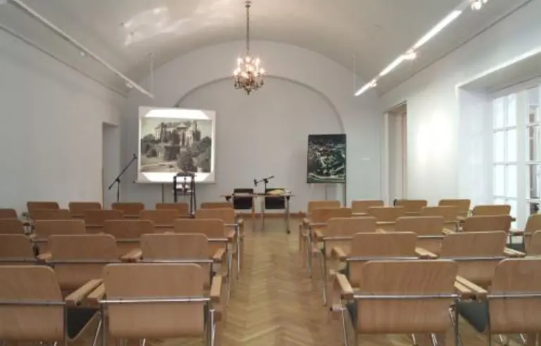 Zamek Królewski na Wawelu - Centrum Wystawowo-Konferencyjne - photo 1