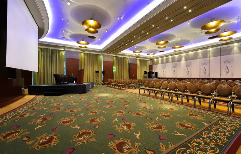 Regent Warsaw Hotel - photo 1