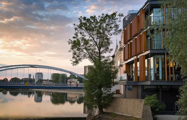 Piano Hotel Opole - OBIEKT ZAMKNIĘTY - photo 1