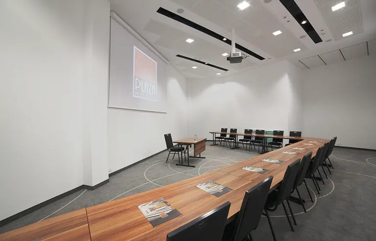 Warsaw Plaza Hotel Sala Wolska