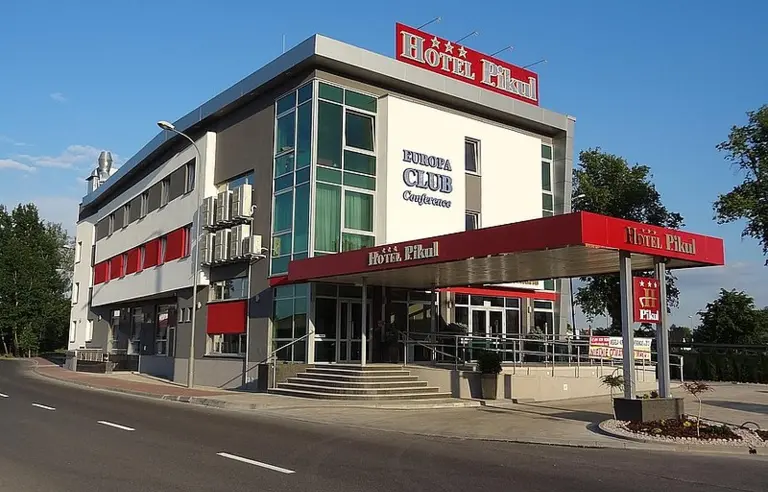 Hotel Pikul - photo 1