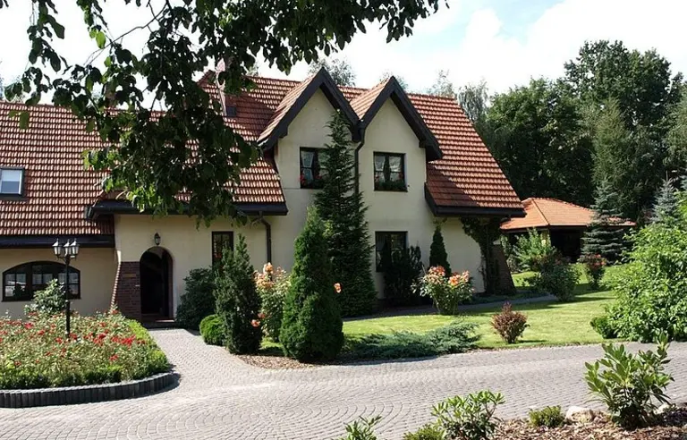 Noce i Dnie Hotel & Restauracja - photo 1