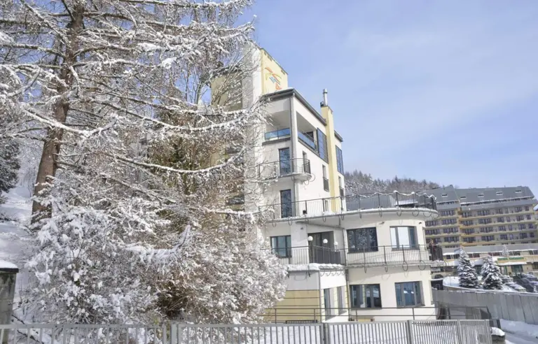 Ośrodek Wypoczynkowo-Szkoleniowy Farys Krynica Zdroj