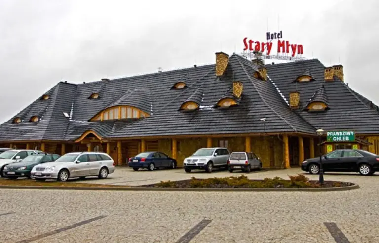Hotel & Karczma Stary Młyn - zdjęcie 1