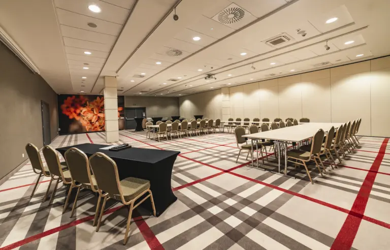 Hotel Metropolitan Rzeszów - photo 1