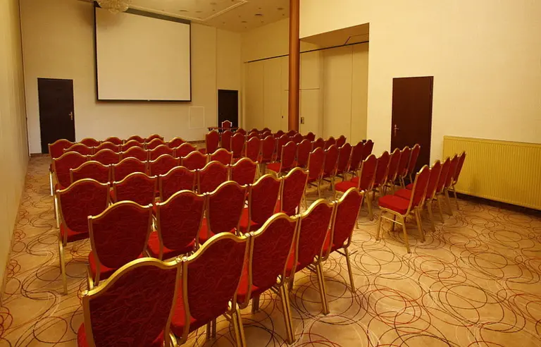 Hotel Boss Centrum Konferencyjno-Szkoleniowe - photo 1