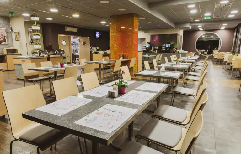 Galaxy Hotel - zdjęcie 1