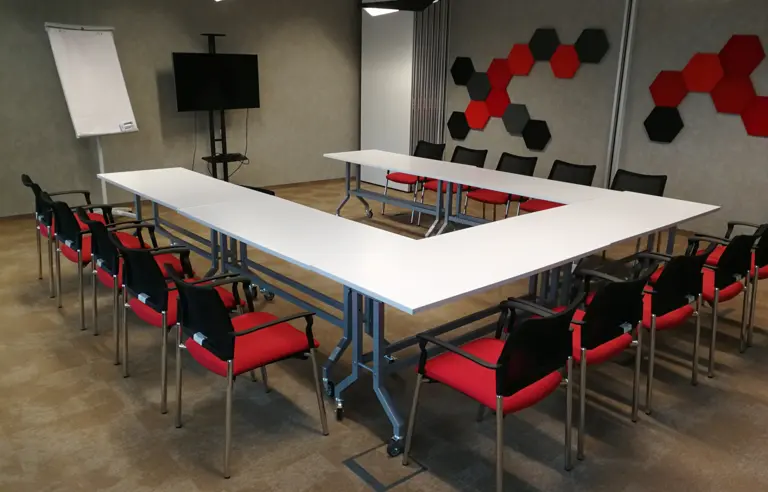 BeIN Offices powered by BiznesHub - PGE Narodowy - OBIEKT ZAMKNIĘTY - zdjęcie 1