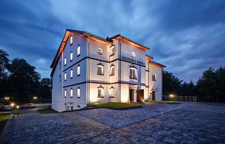 Hotel Miodowy Młyn - zdjęcie 1