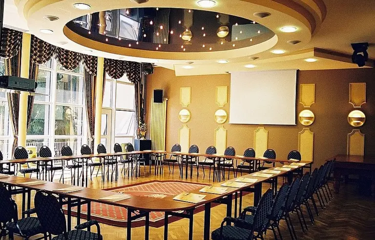 Villa ALMIRA Wellness & SPA - OBIEKT ZAMKNIĘTY - zdjęcie 1