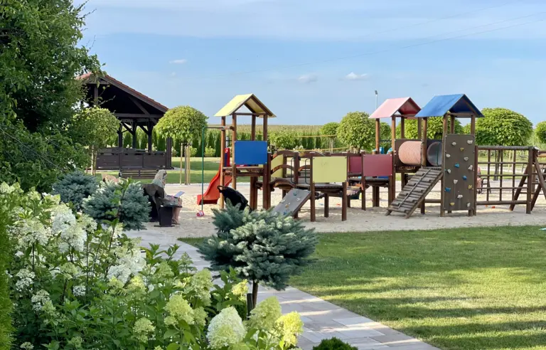 Gościniec Uniejów - photo 1