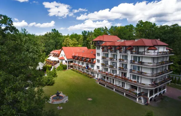 Hotel Nidzki - photo 1