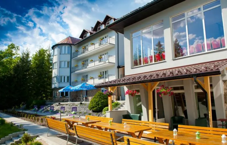 Dom Wczasowy Beskidy - zdjęcie 1