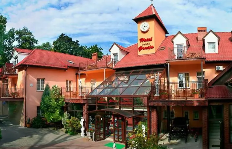 Hotel Gracja Gorzów Wielkopolski - photo 1