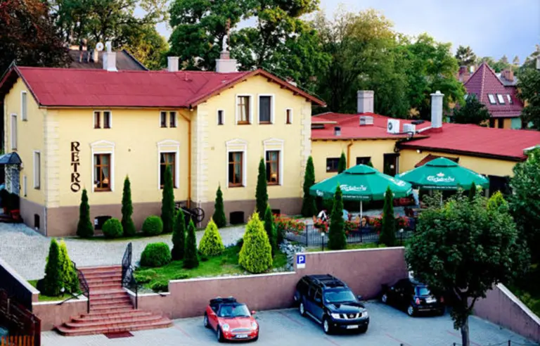 Hotel Restauracja Retro - zdjęcie 1