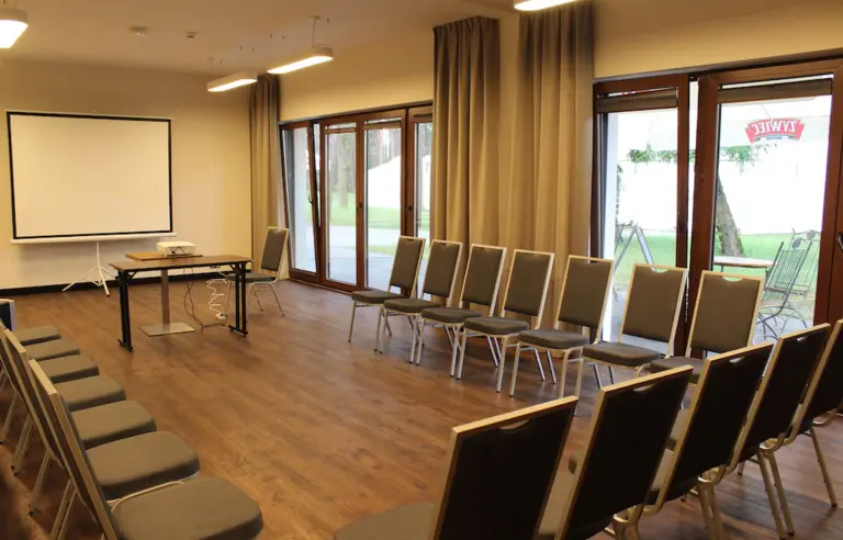 Kasor Resort Spa Strykow sala konferencyjna