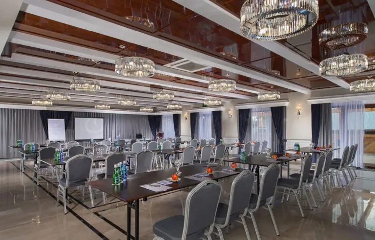 GNIECKI Hotel & Restaurant - photo 1