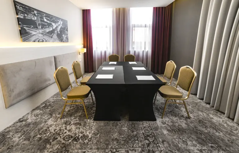 Hotel Metropolitan Rzeszów - photo 1