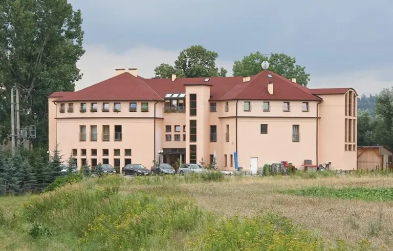 Hotel Oaza - photo 1