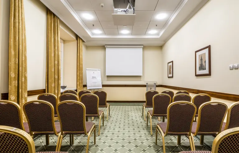 Polonia Palace Hotel - photo 1