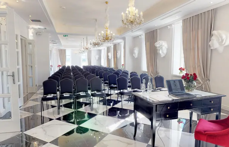 Hotel Pałac Alexandrinum - photo 1