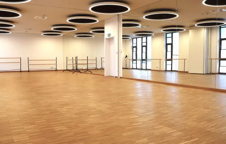 Ursynowskie Centrum Kultury Alternatywy - photo 1