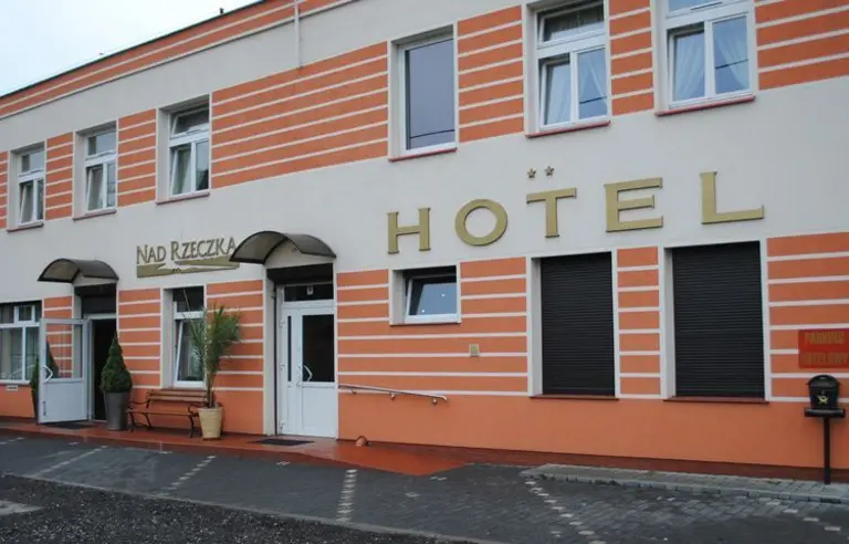 Hotel Nad Rzeczką - zdjęcie 1