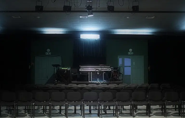 Centrum Impart - OBIEKT NIE WYNAJMUJE SAL - zdjęcie 1