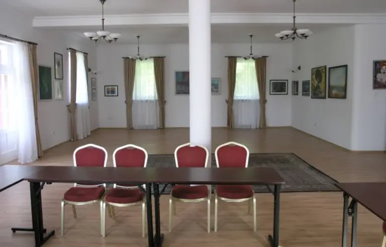 Pałac Chojnata - photo 1