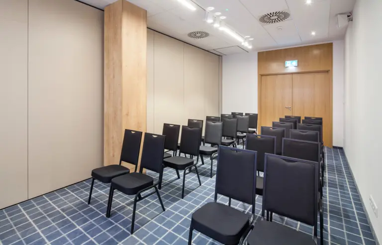 Hotel Altus Poznań - photo 1