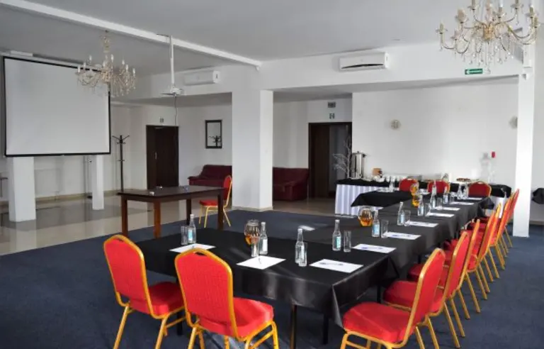 Hotel Złotogórski - zdjęcie 1