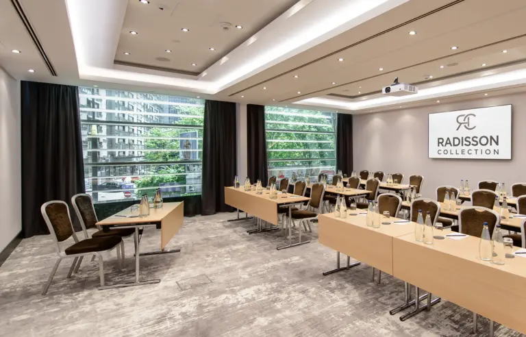 Radisson Collection Hotel Warszawa - zdjęcie 1